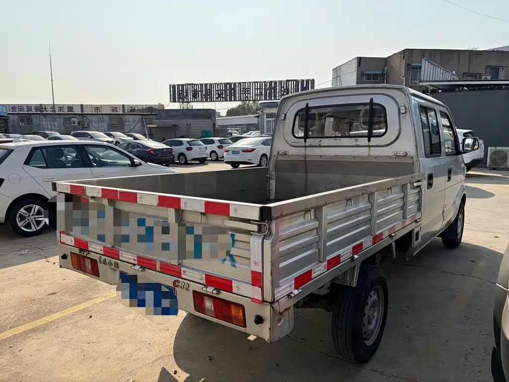 DFSK C32 — миниатюра 4