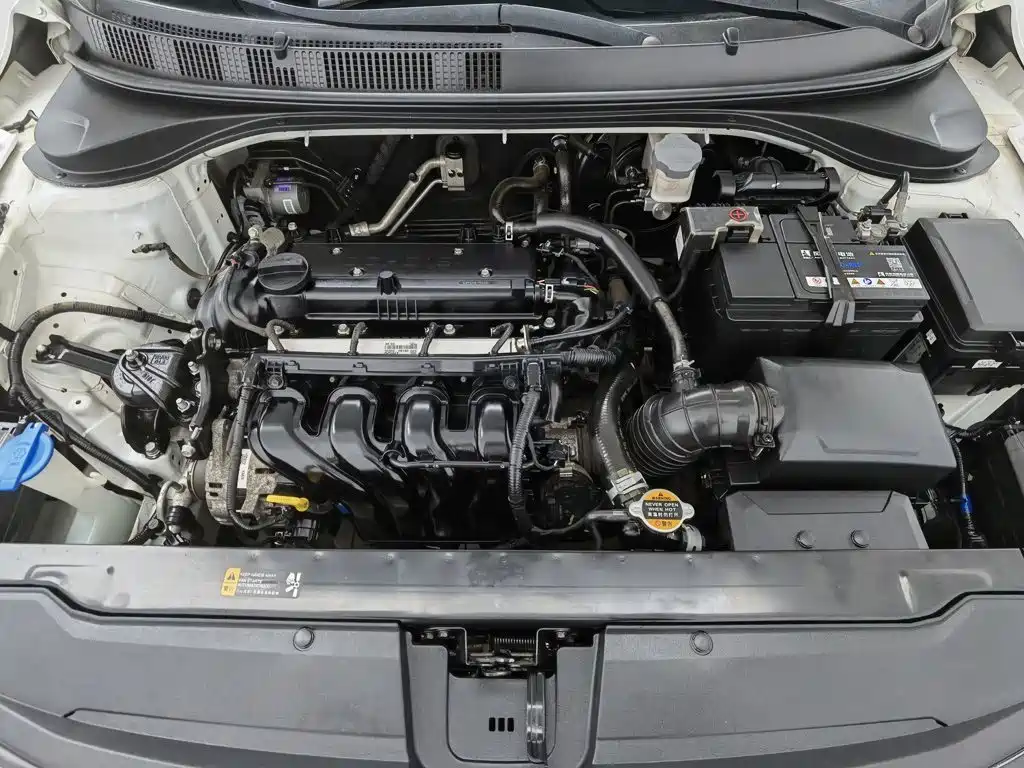 Hyundai Elantra — миниатюра 6