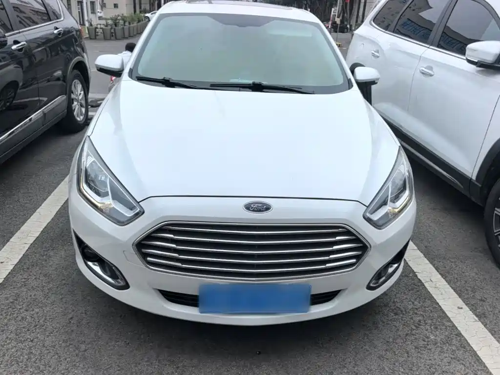 Ford Escort — миниатюра 3