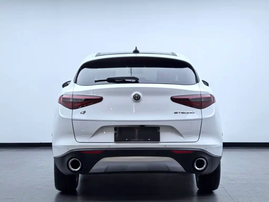 Alfa Romeo Stelvio — миниатюра 23