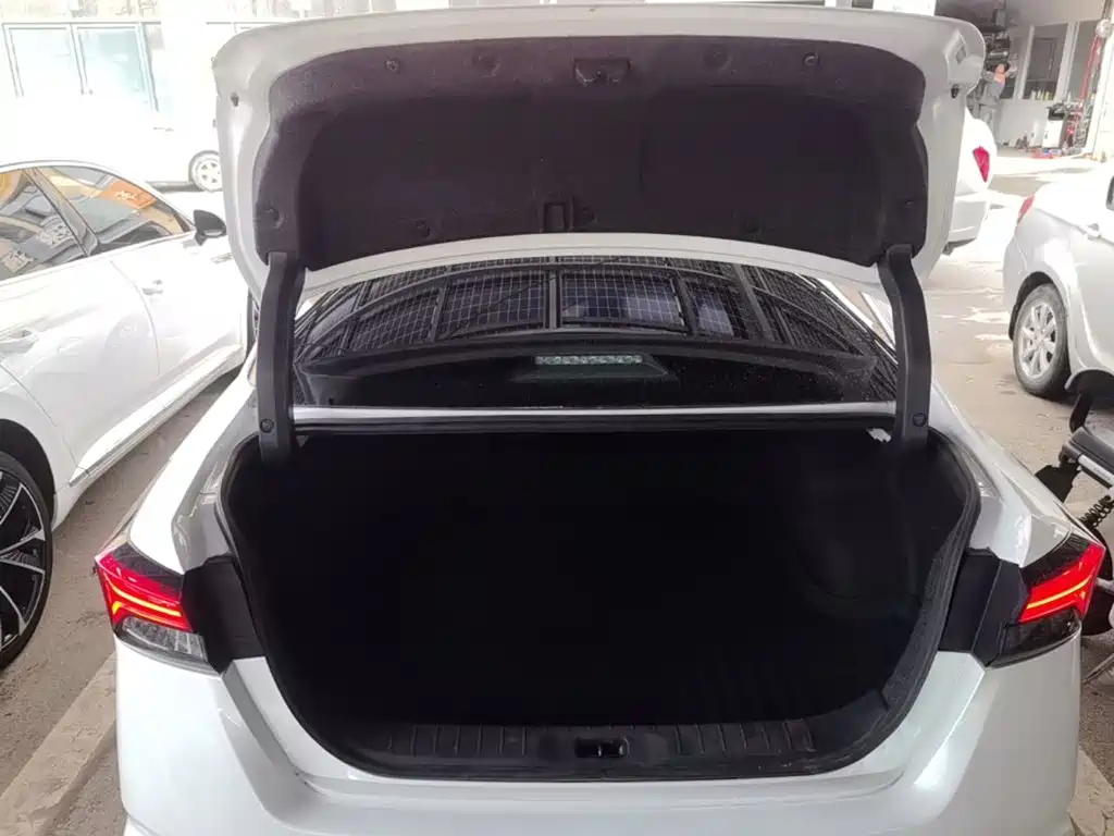 Nissan Teana — миниатюра 19