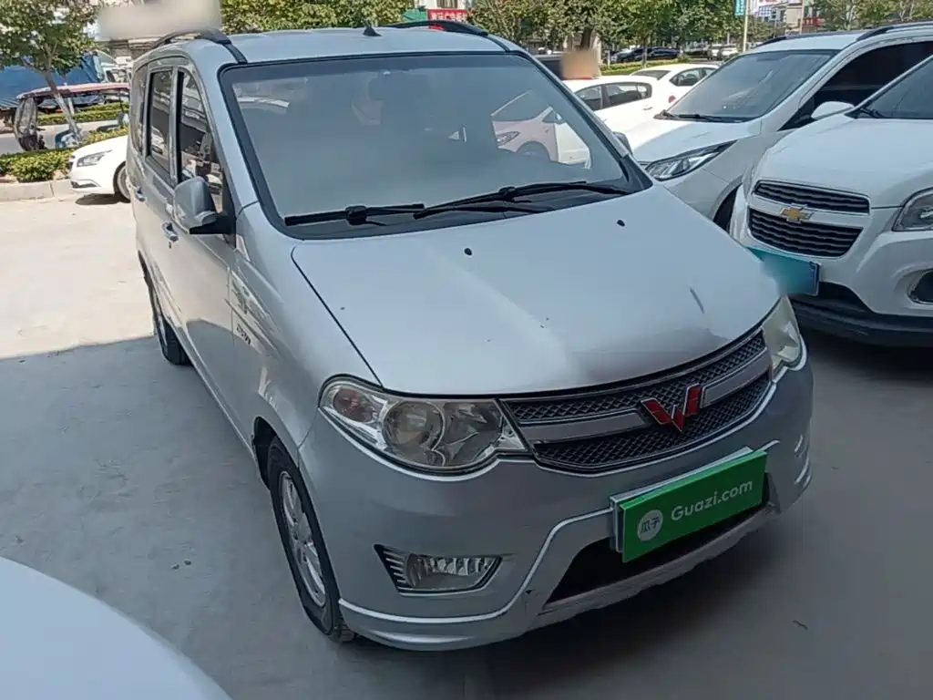 Wuling Hongguang — миниатюра 4