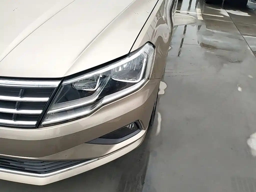 Volkswagen Jetta — миниатюра 24