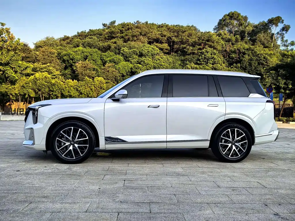 GAC Motor Trumpchi GS8 — миниатюра 5
