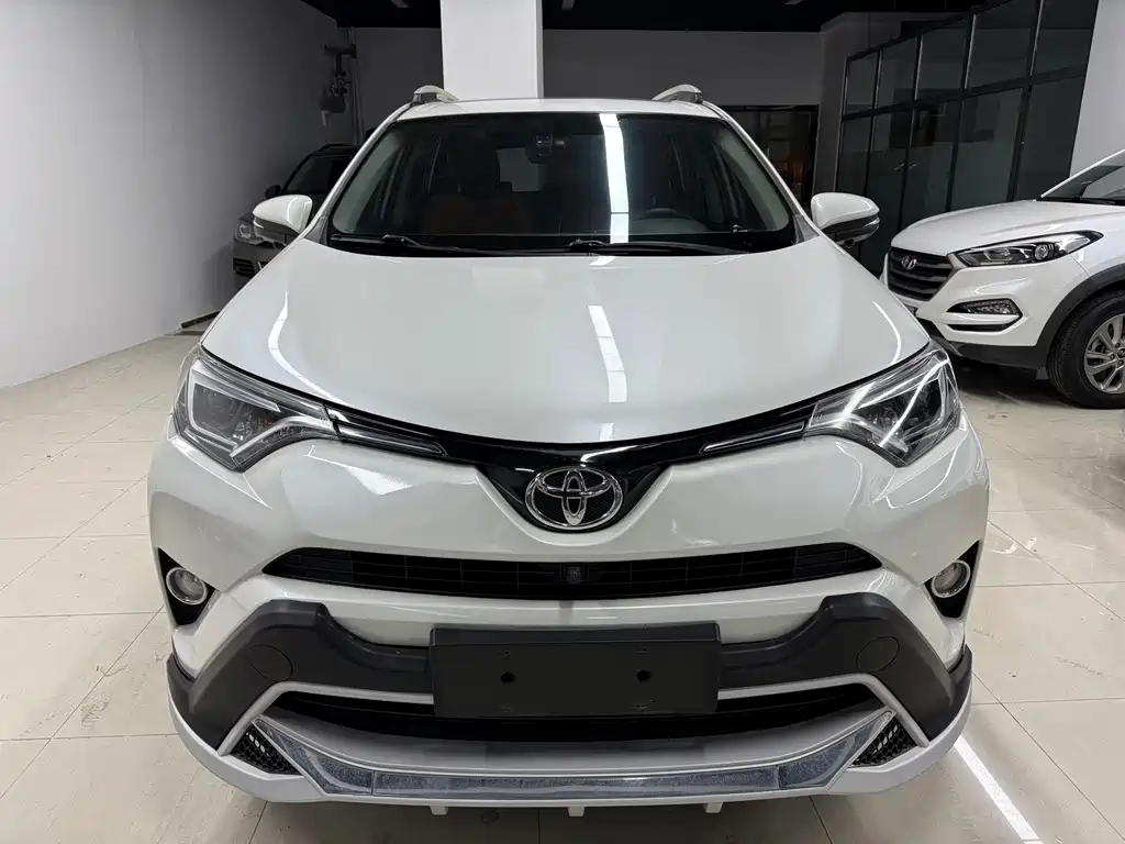 Toyota RAV4 2017