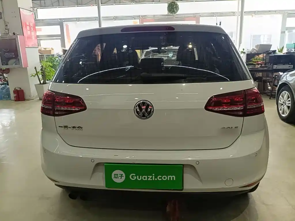 Volkswagen Golf — миниатюра 6