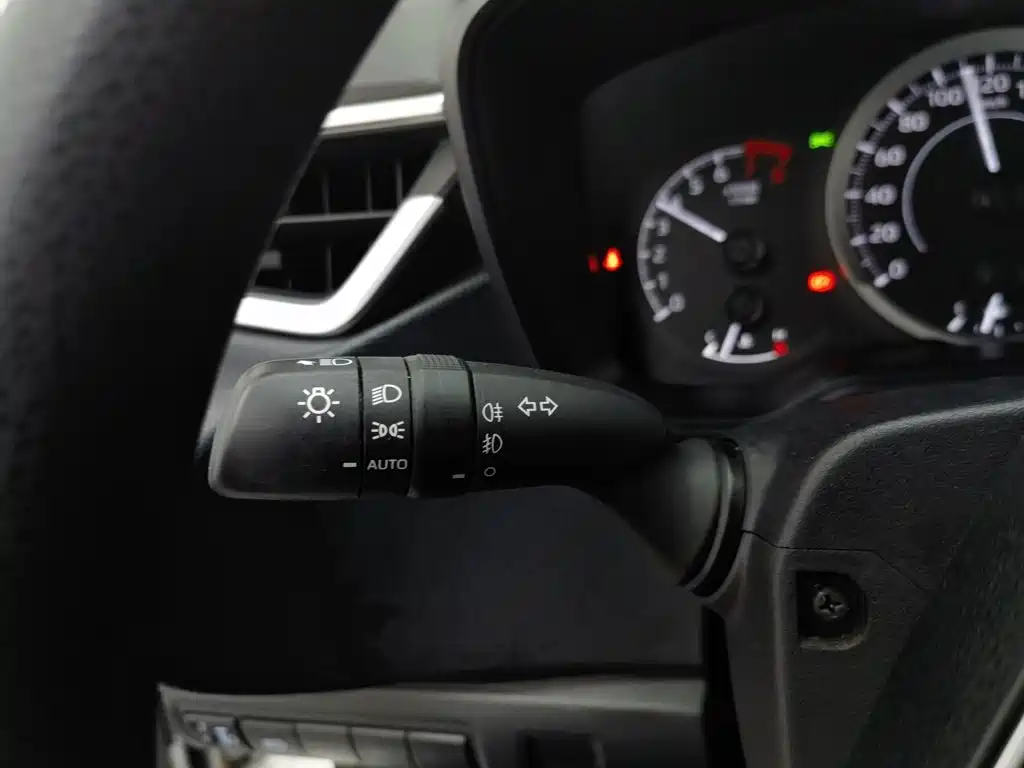 Toyota Corolla — миниатюра 21