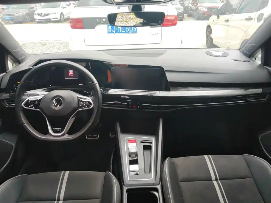 Volkswagen Golf — миниатюра 12