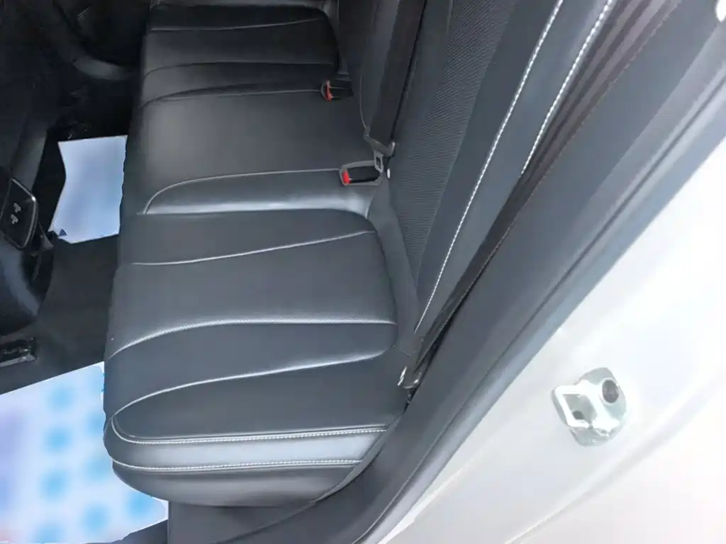 Roewe i5 — миниатюра 17