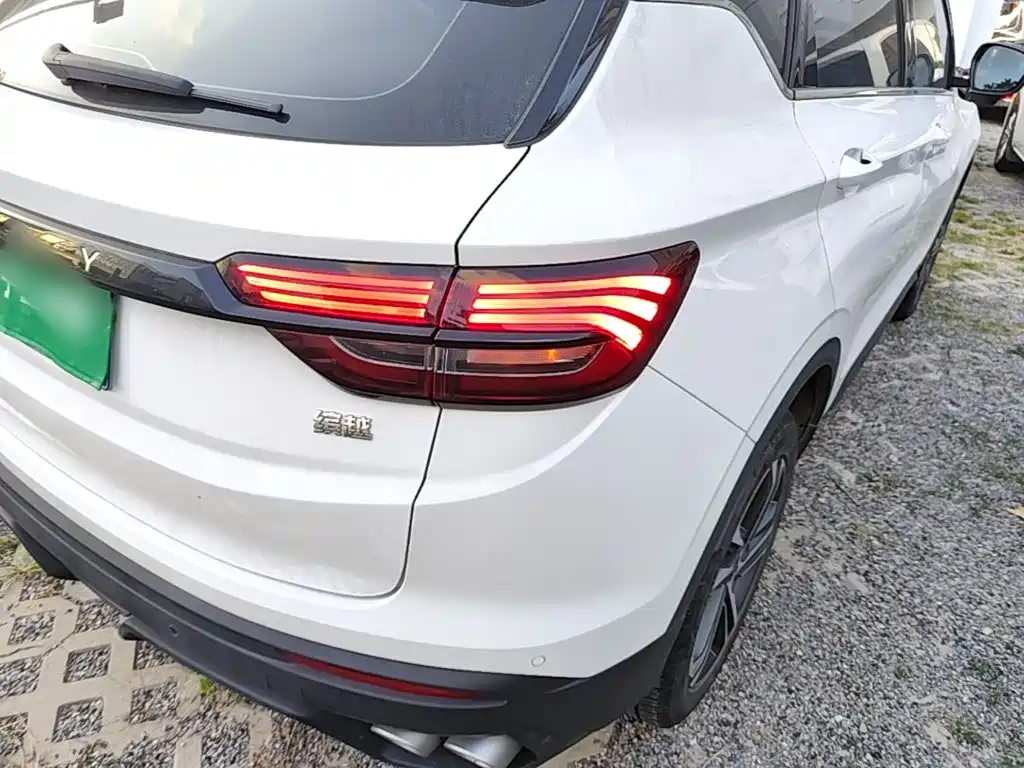 Geely Binyue — миниатюра 8