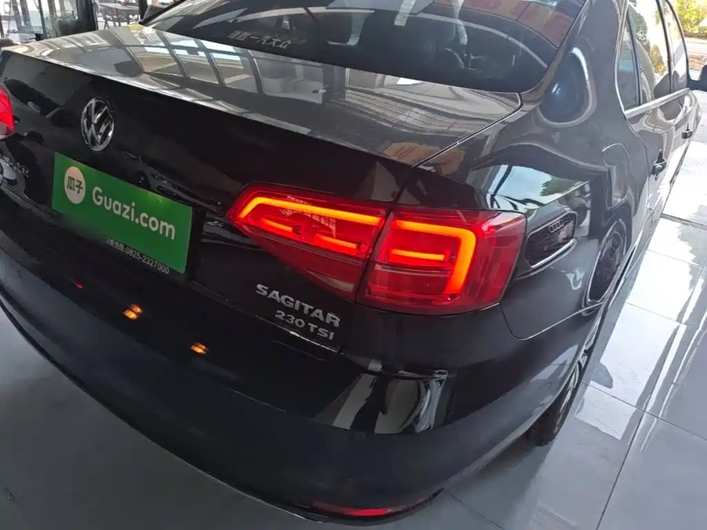 Volkswagen Sagitar — миниатюра 8