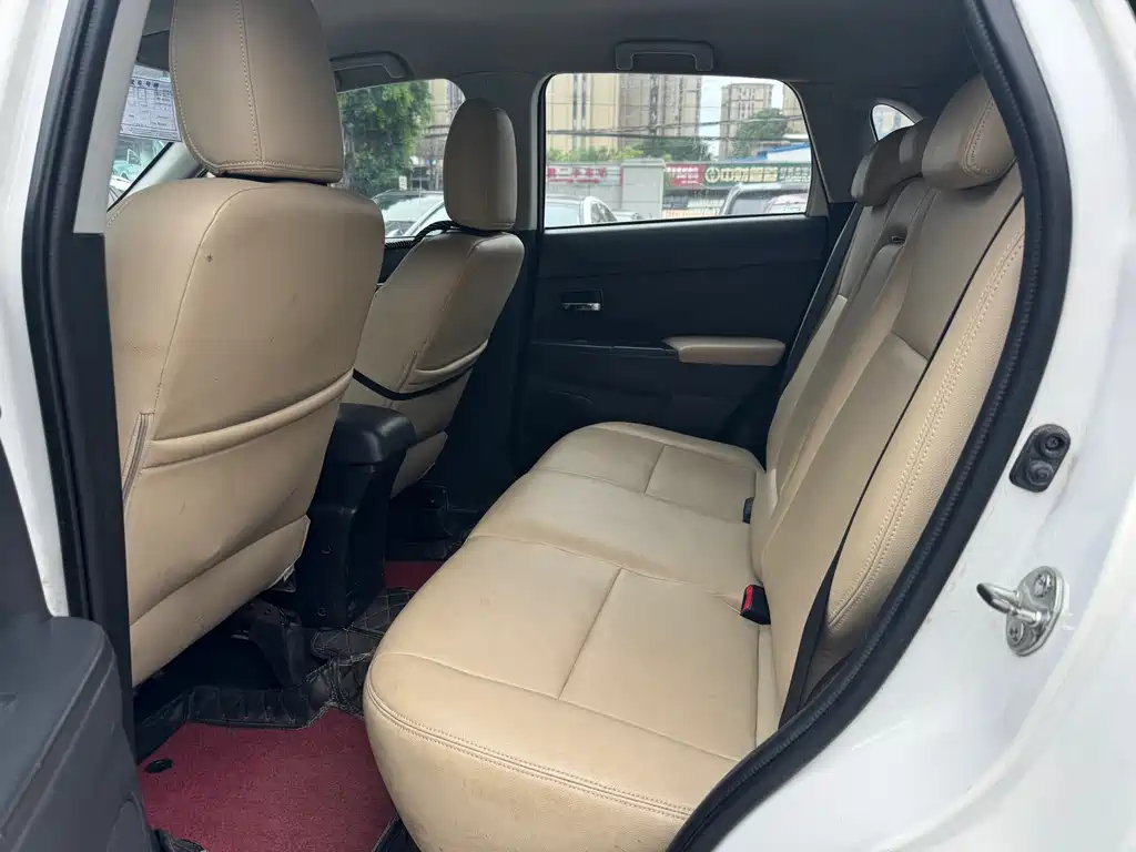 Mitsubishi ASX 1.6L Manual 2WD Standard Edition, фото 5