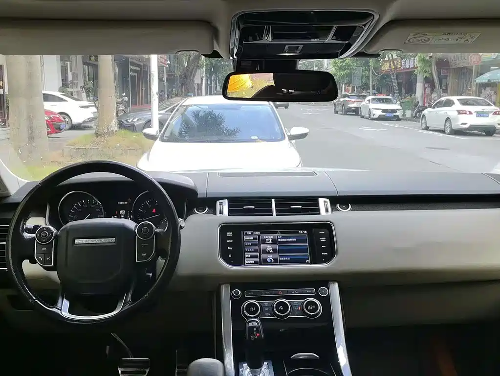Land Rover Sport — миниатюра 5