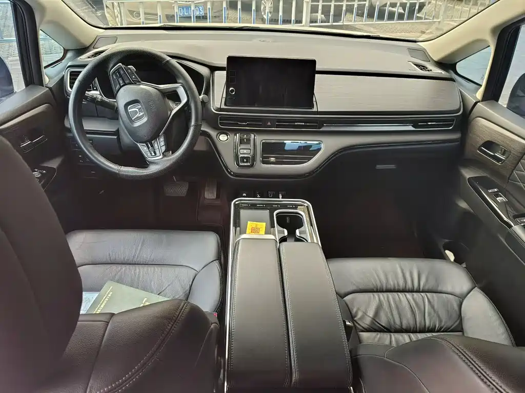 Honda Elysion — миниатюра 3