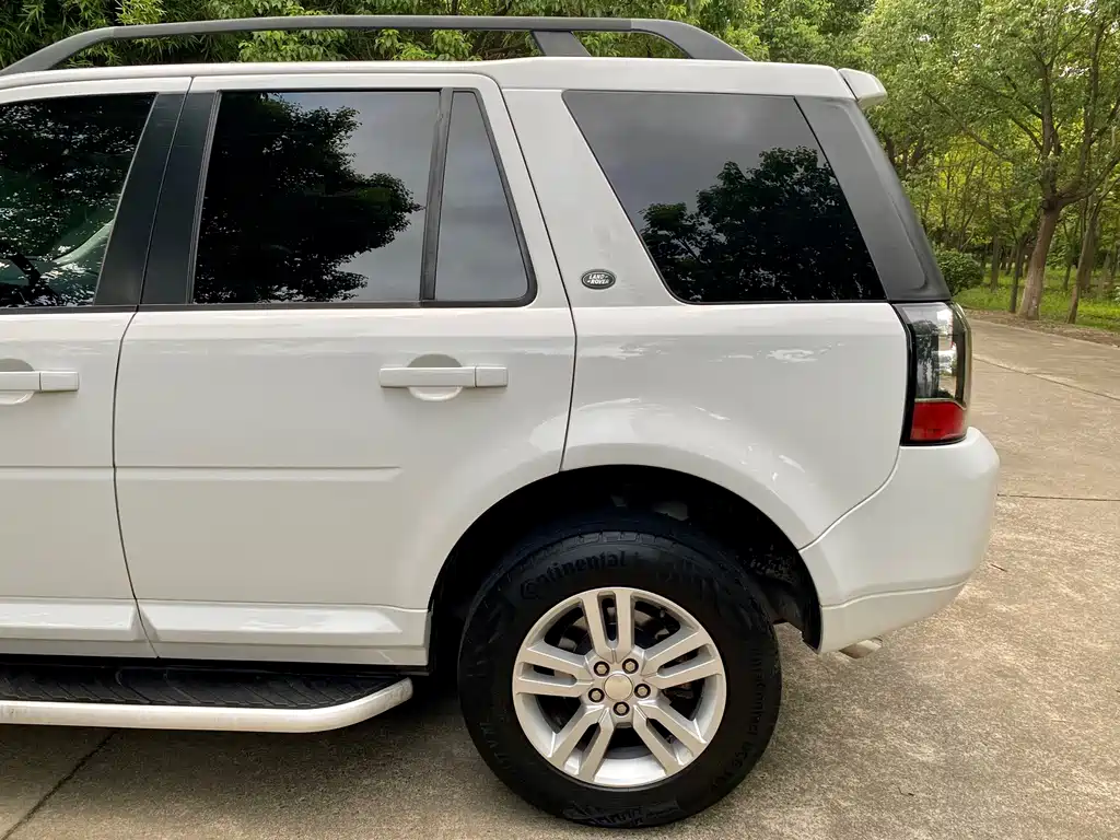 Land Rover Freelander 2 — миниатюра 8