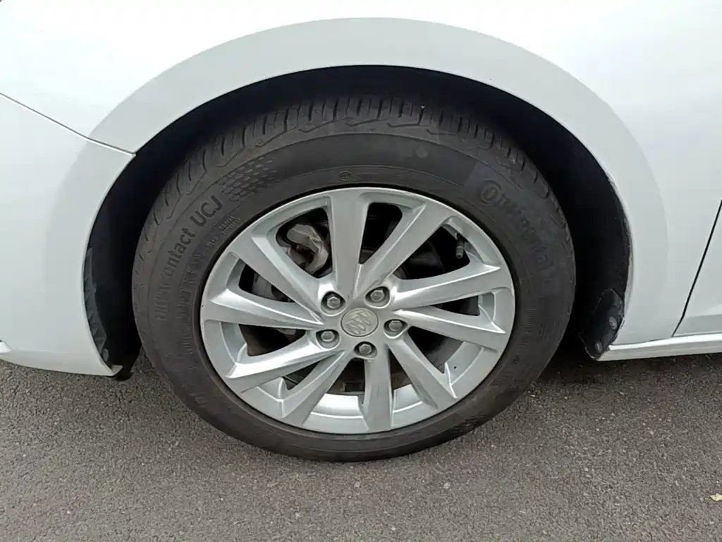 Buick Verano — миниатюра 23