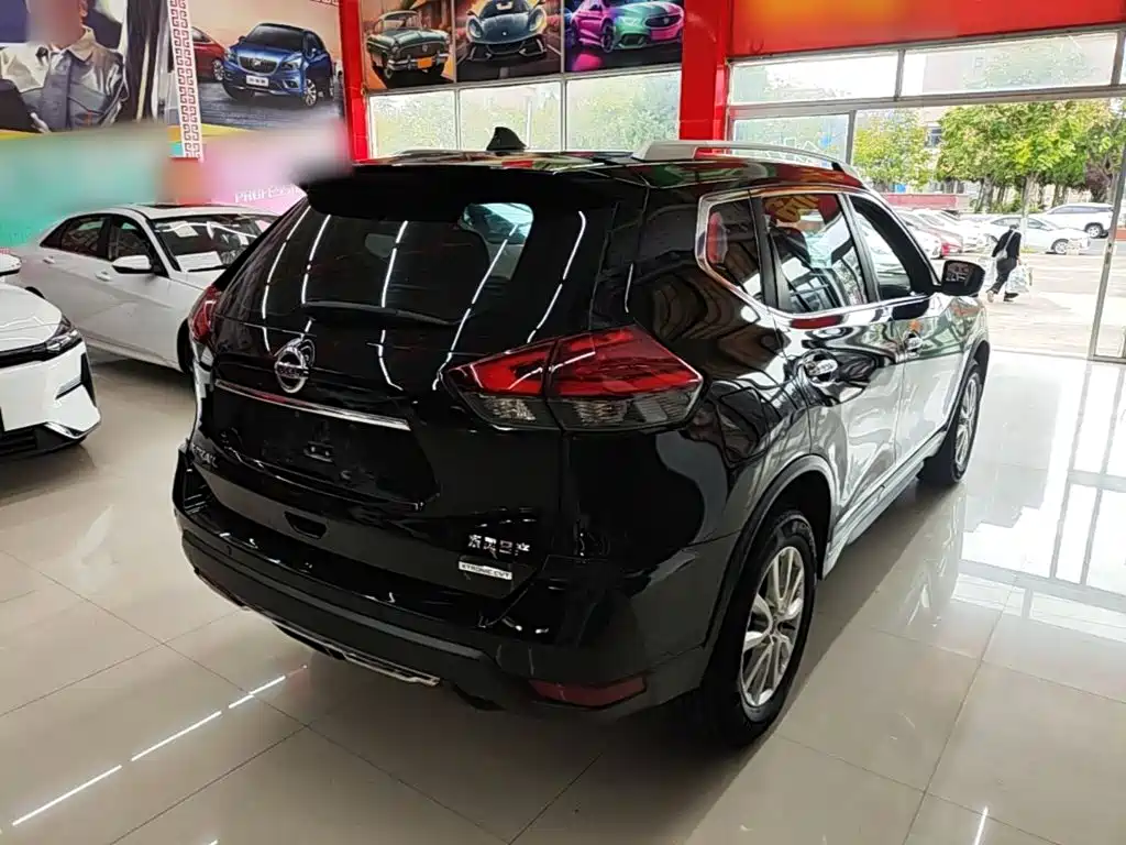 Nissan X-Trail — миниатюра 7