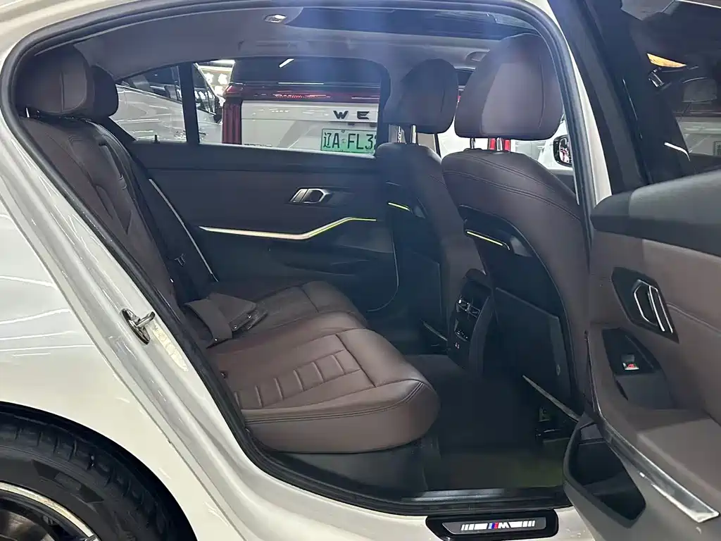 BMW 3 Series — миниатюра 8