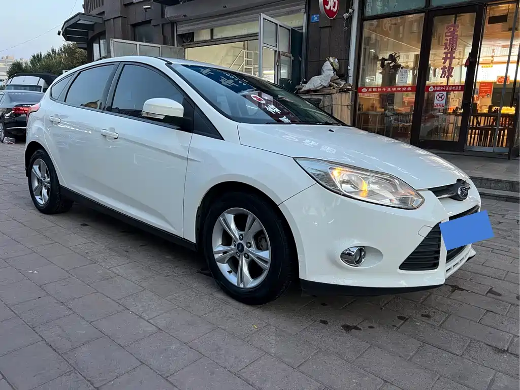 Ford Focus — миниатюра 3