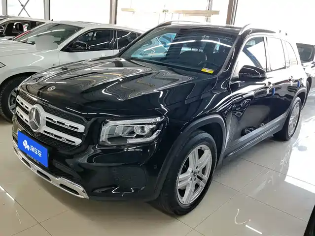 MERCEDES-BENZ GLB