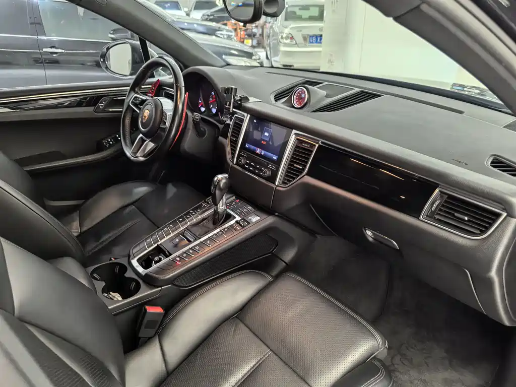 Porsche Macan 2018 Macan S 3.0T