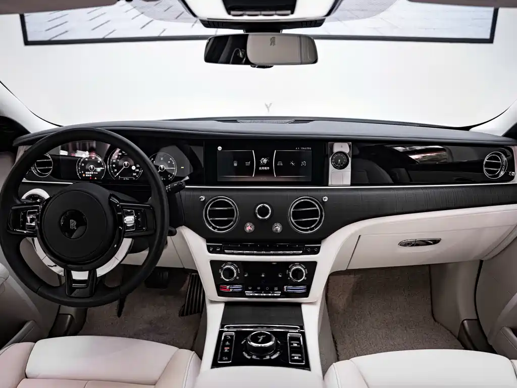Rolls-Royce Ghost — миниатюра 18