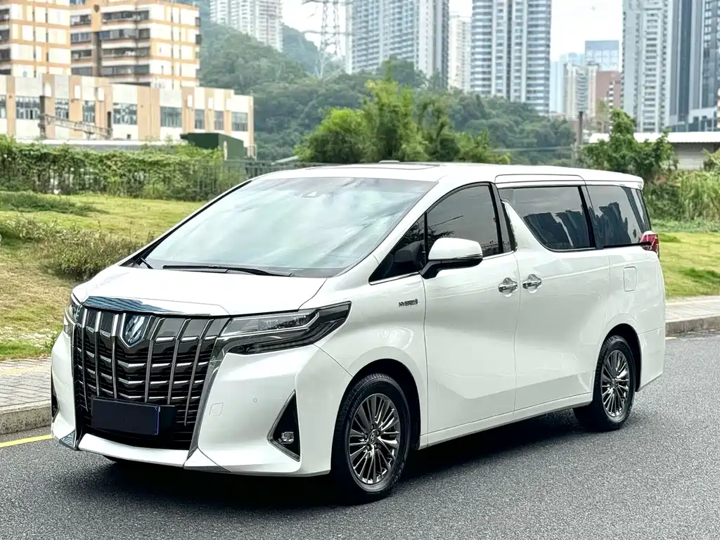 Toyota Alphard 2021