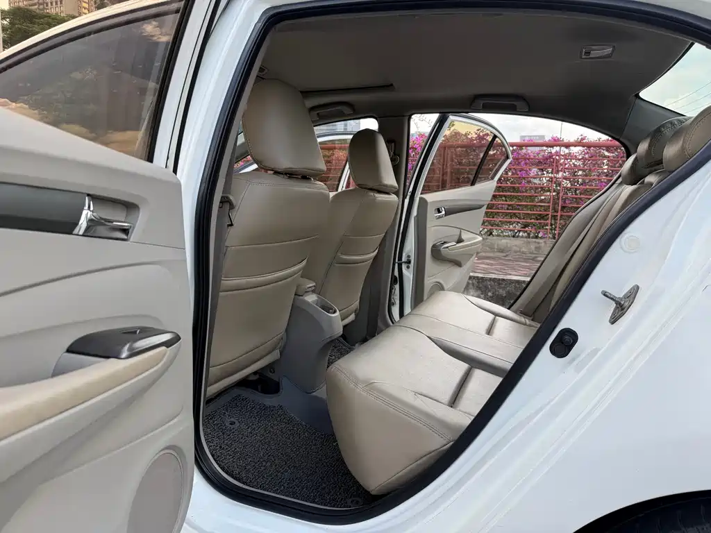 Honda City Classic — миниатюра 13