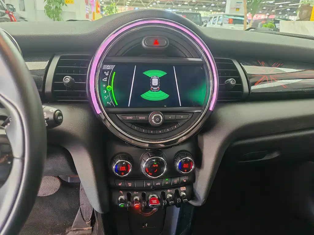 MINI Mini — миниатюра 6