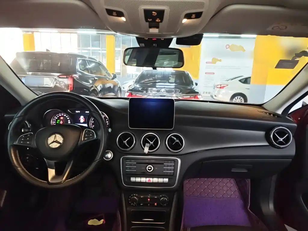 Mercedes-Benz GLA — миниатюра 10