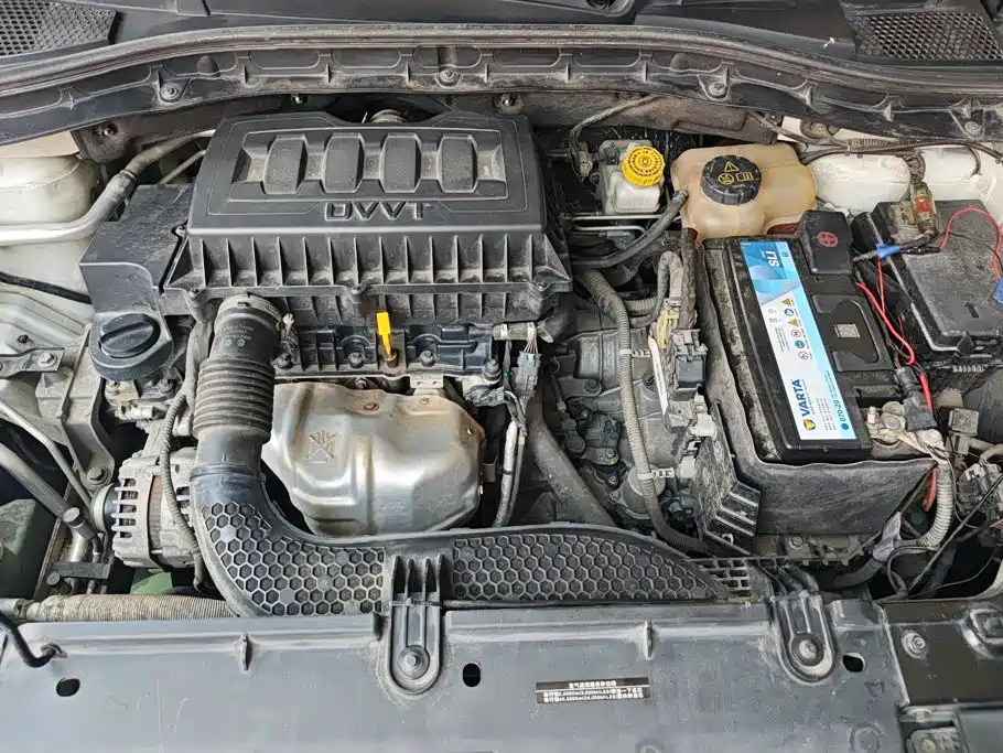 Roewe RX3 — миниатюра 10