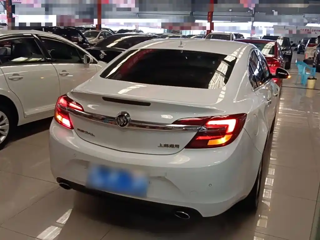 Buick Regal — миниатюра 7