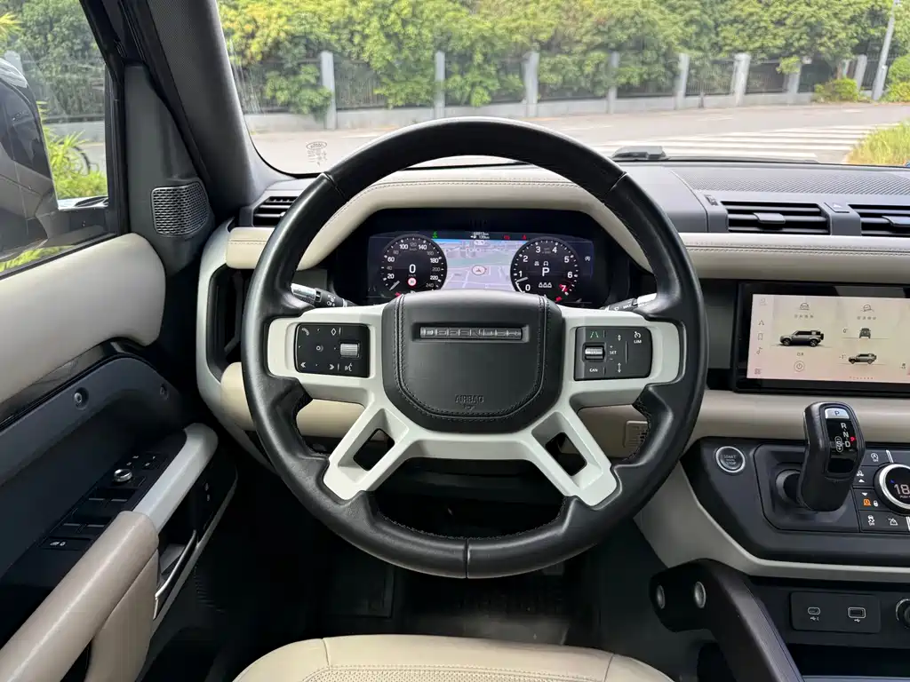 Land Rover Defender — миниатюра 10