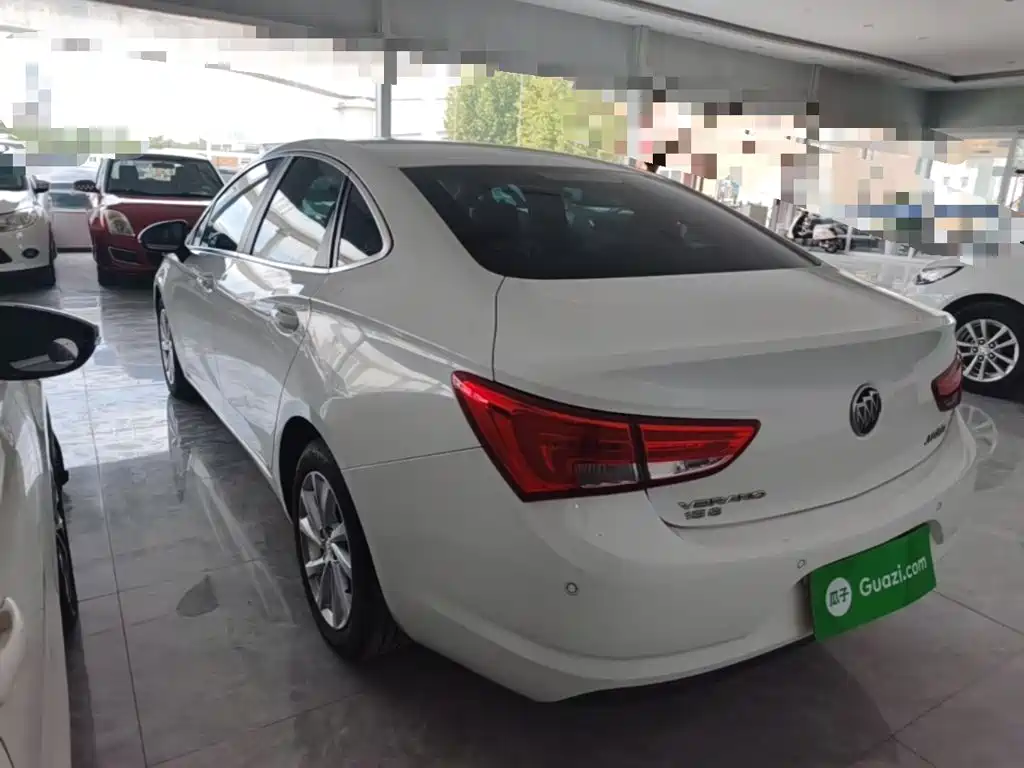 Buick Verano — миниатюра 5