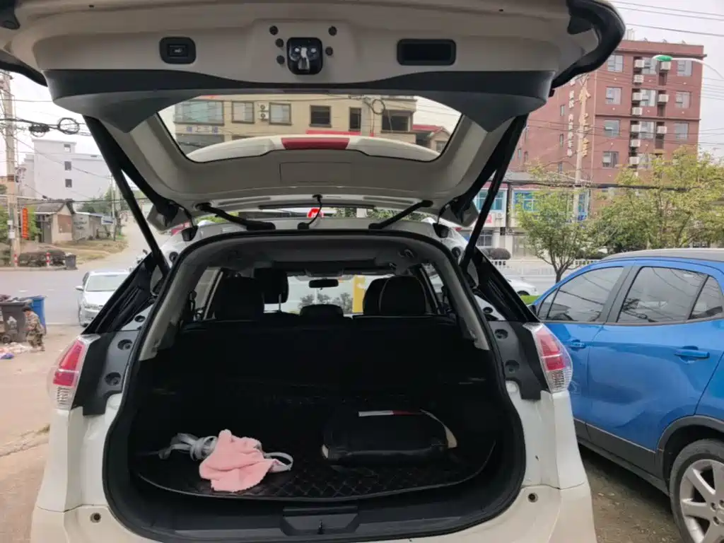 Nissan X-Trail — миниатюра 15