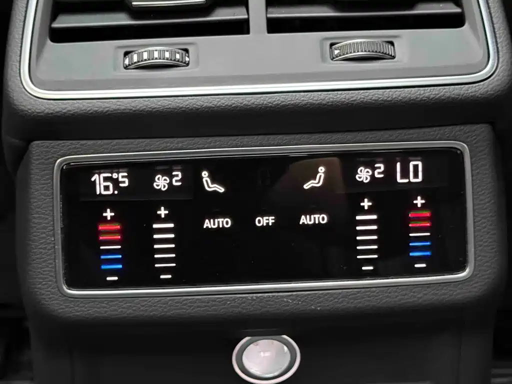 Audi A6L — миниатюра 12