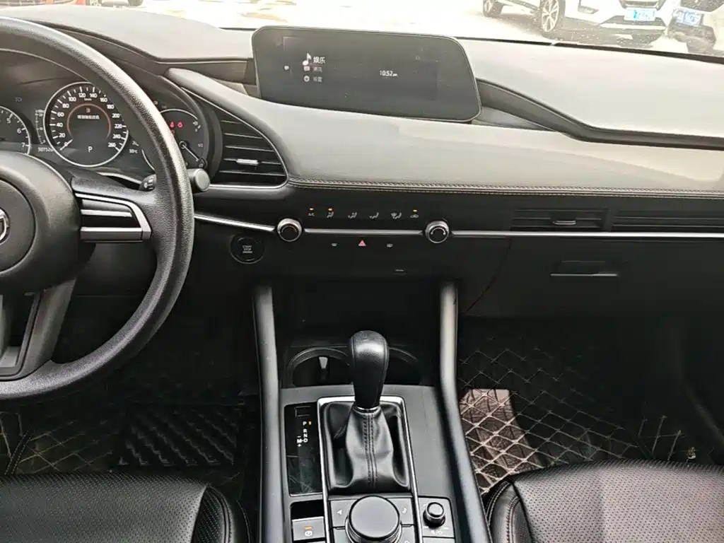 Mazda 3 Axela — миниатюра 13