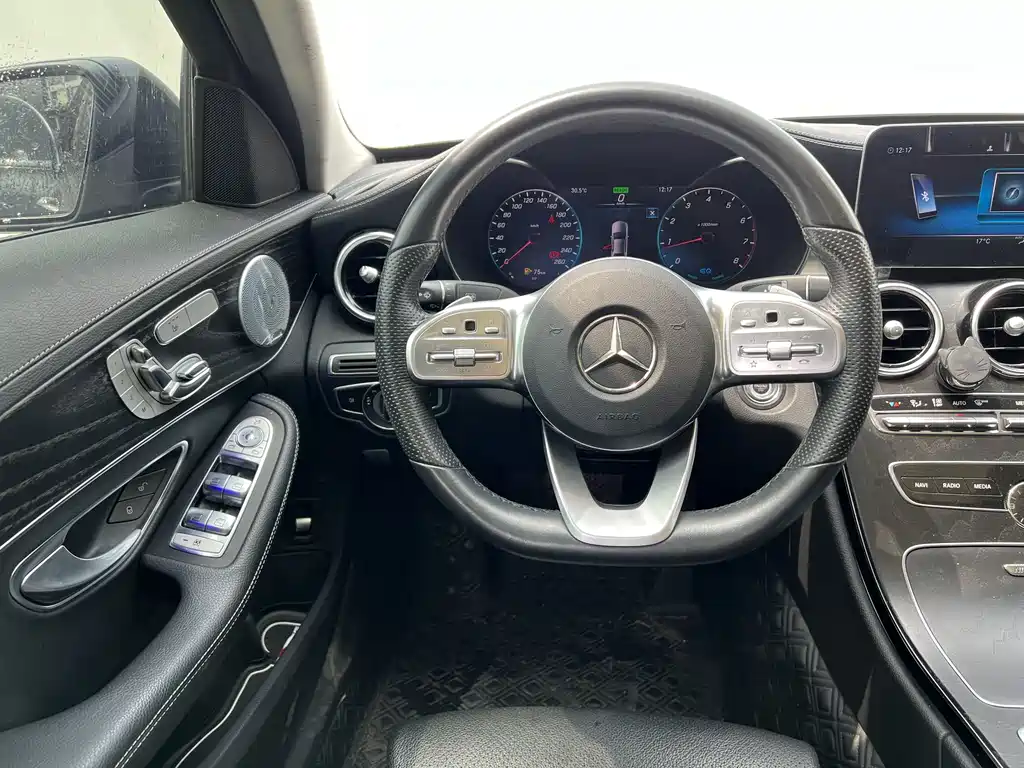 Mercedes-Benz C-Class — миниатюра 7