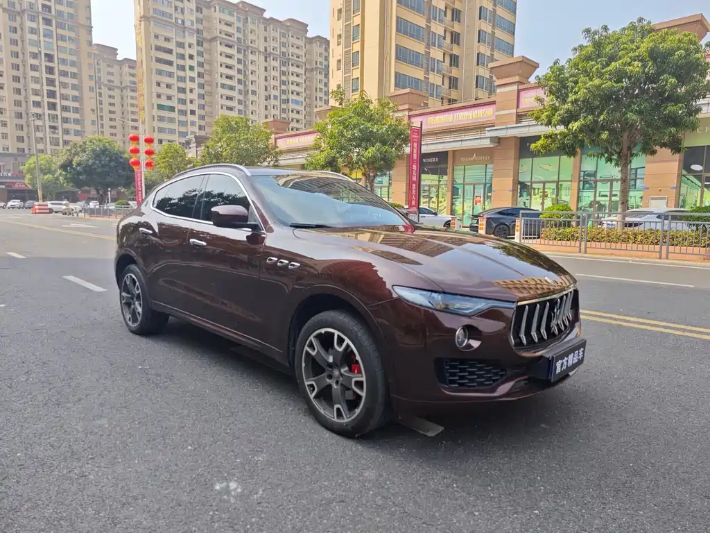 Maserati Levante — миниатюра 3
