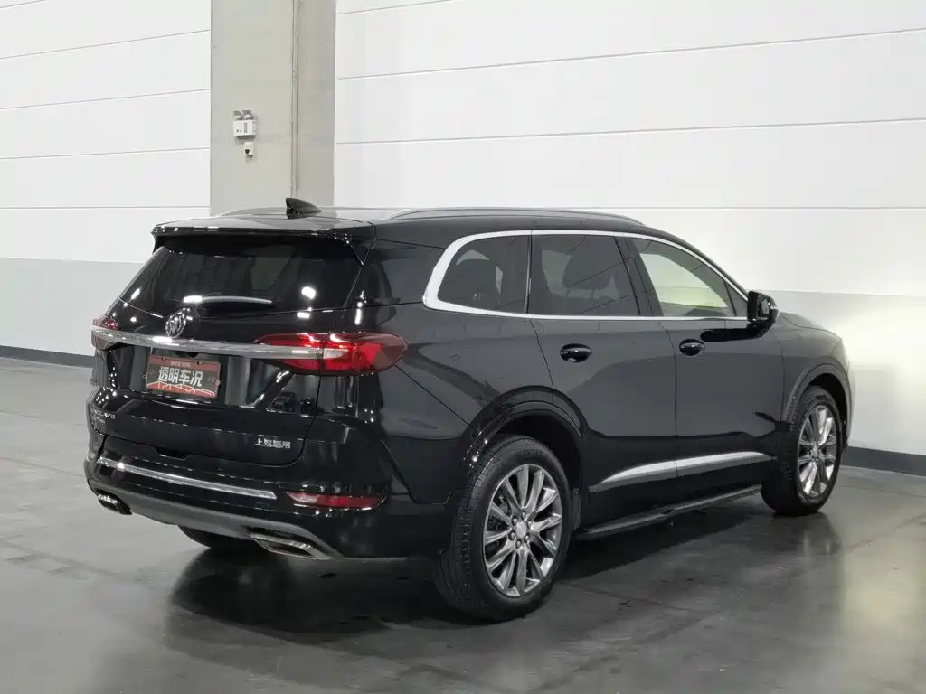 Buick Enclave — миниатюра 2