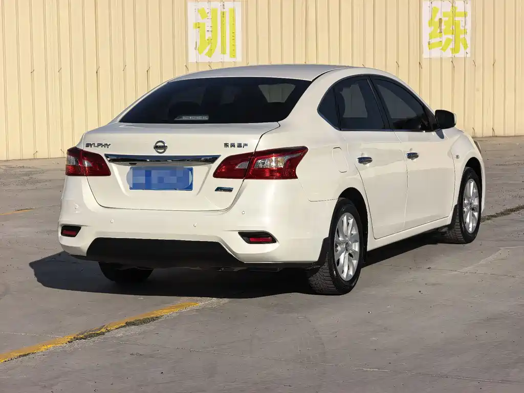 Nissan Sylphy — миниатюра 7