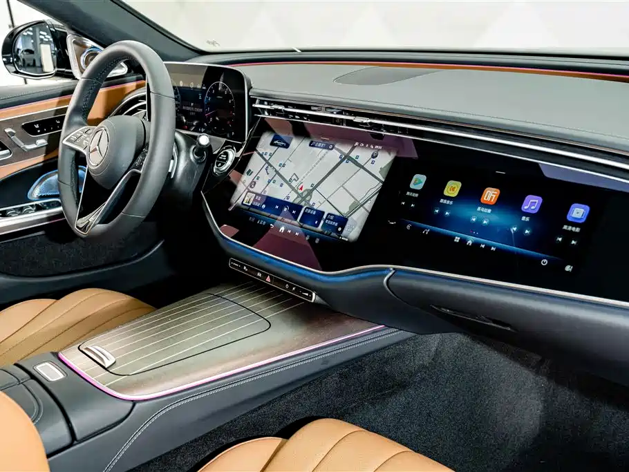 Mercedes-Benz E-Class — миниатюра 18