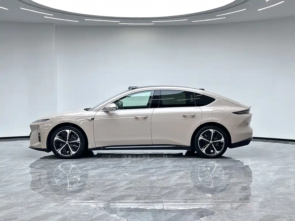 NIO ET5 — миниатюра 6