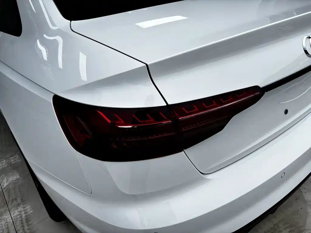 Audi A4L — миниатюра 8