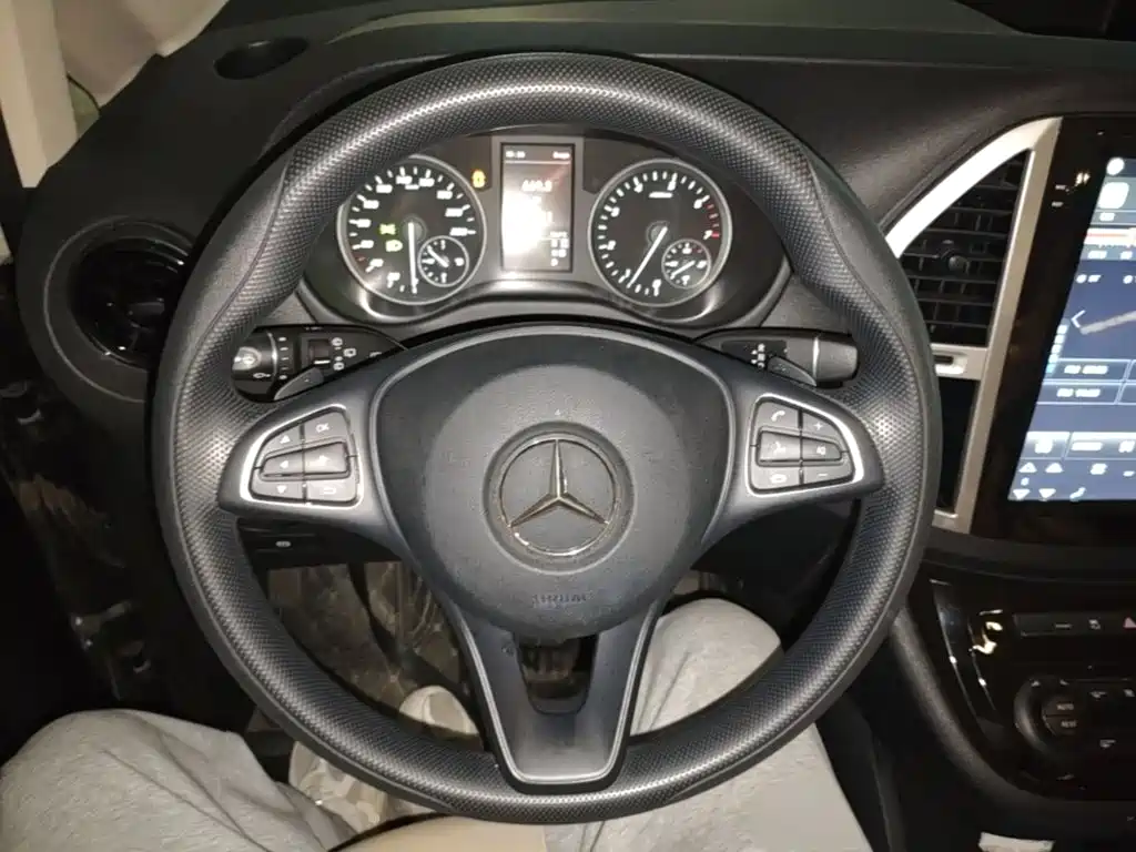 Mercedes-Benz Vito — миниатюра 11