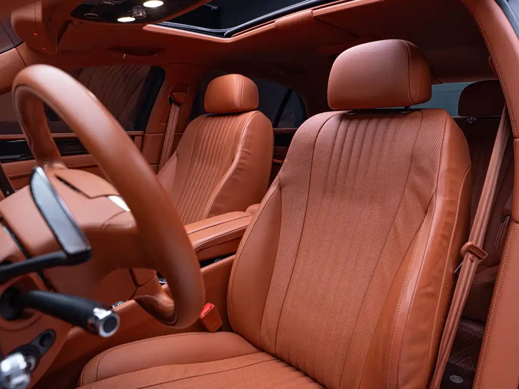 Bentley Flying Spur — миниатюра 14