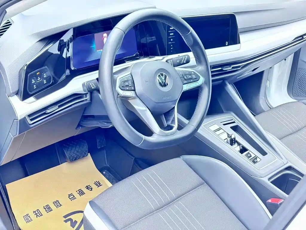 Volkswagen Golf — миниатюра 13