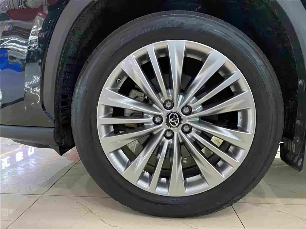 Toyota Highlander — миниатюра 5