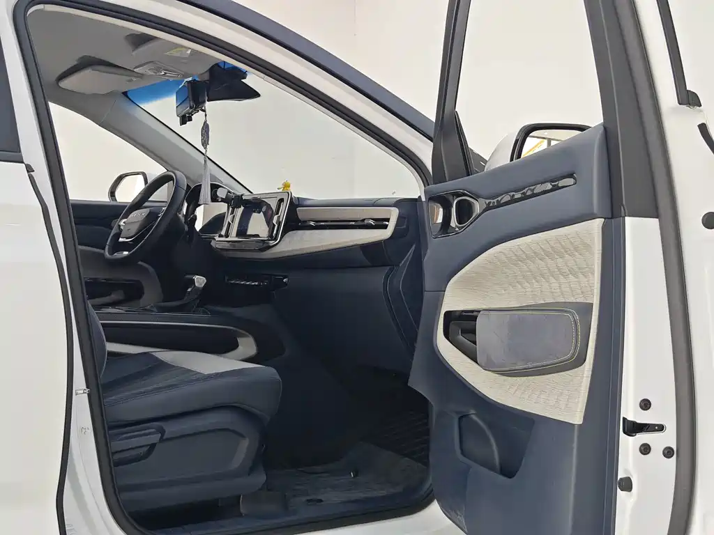 Baojun RM-5 — миниатюра 15