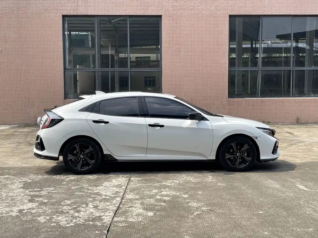 Honda Civic — миниатюра 4